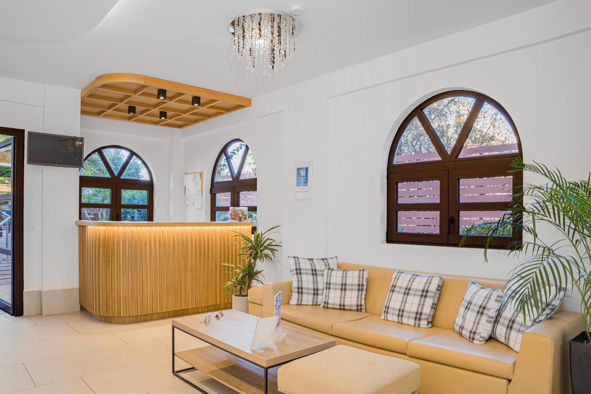 Paradise Hotel-Apartments สตาลิดา ภายนอก รูปภาพ
